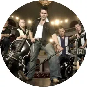 Boppin' B - Musical group