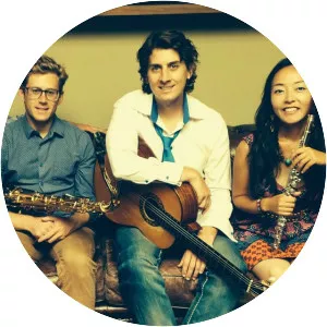 Bossa Zuzu - Musical artist