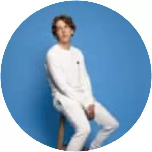 Boy In Space - Singer