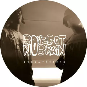 Boyz Got No Brain - Musical ensemble