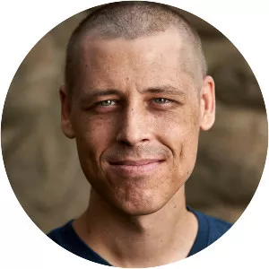 Brandon Barr - Author