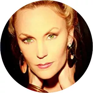 Braunwyn Jackett - Actress