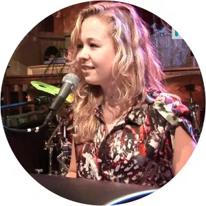 Brechtje van Dijk - Musical artist