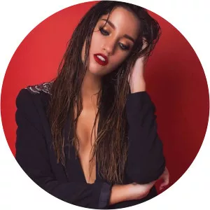 Brenda Di Aloy photograph