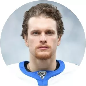 Brendan Shinnimin - Ice hockey centre