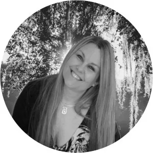 Brey Willows - Author