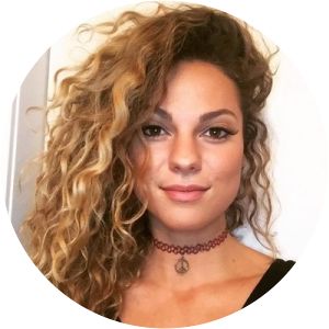 Briana Miller photograph