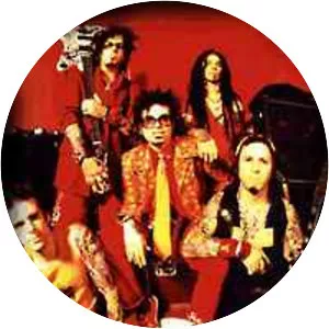 Brides of Destruction - Supergroup