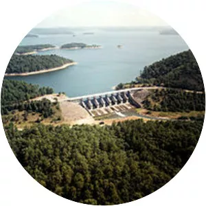 Broken Bow Lake - Reservoir in Oklahoma