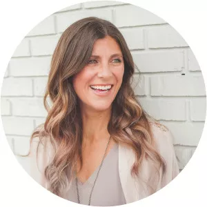 Brooklyn Lindsey - Author