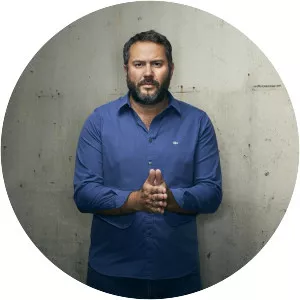 Bruce Toussaint - Journalist