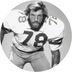 Bruce Walton - American football player