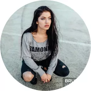 Brunelle - Musical group