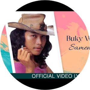 Bucky Wikagoe photograph