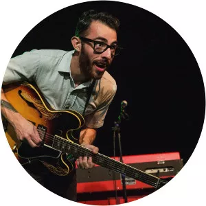 Buffalo Madonna - Musical artist