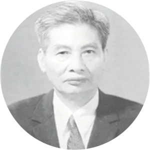 Bui Quang Tao - Politician