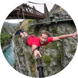 Bungee jumping photograph