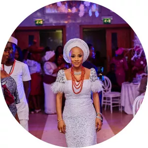 Busayo Makinwa - Toke Makinwa's sister