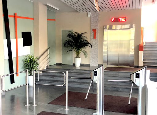 Business center Kalanchevskiy