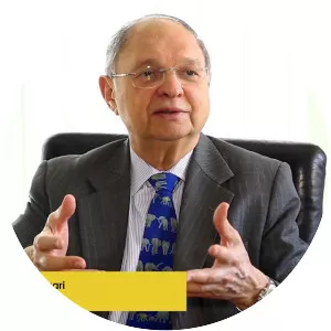 Byram D. Avari - Pakistani businessman