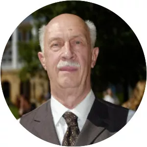 Byron E Shafer - Political scientist