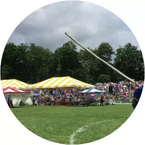 Caber toss