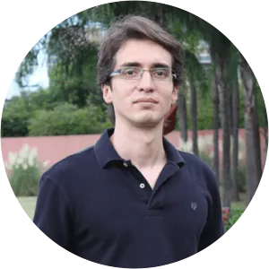 Caio Cavechini - Director