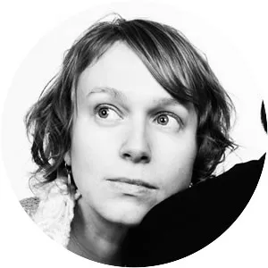 Caithlin De Marrais - Musical artist