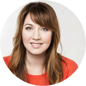 Caitlin Howden - Comedy actress