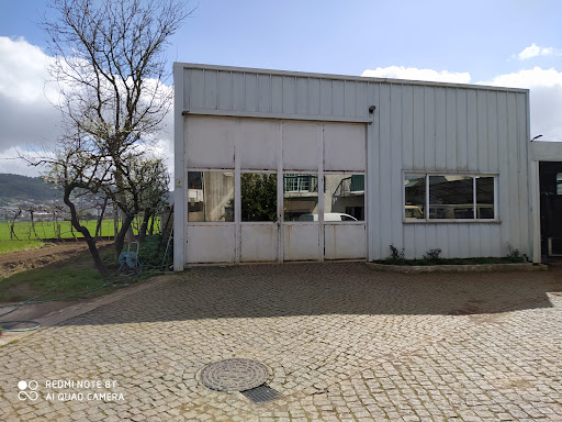 Caixilamas - Serralharia, Lda. - 