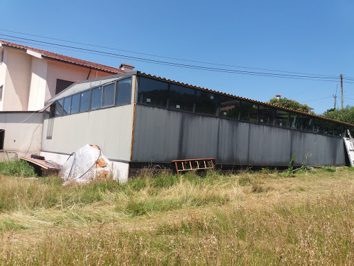 Caixilongos serralharia Civil Lda - 