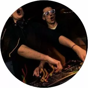 Calavera & Manya - Musical artist