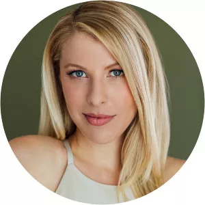 Cali Elizabeth Moore - Actress