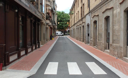 Calle Palacio De Altamira - Historical landmark in Torrijos, Spain