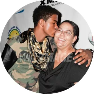 Cam Baxter - Trevor Jackson's mother