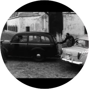 Camarades gangsters, levez-vous !