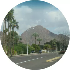 Camelback East Village - Village in Arizona