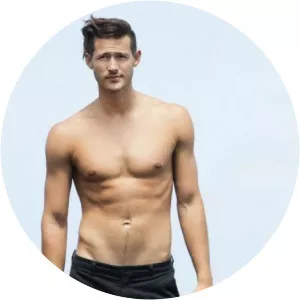 Cameron Kolbo - TV personality