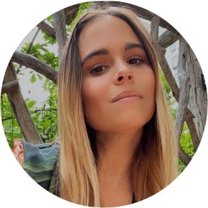 Camila West photograph