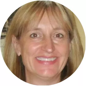 Camilla de la Bedoyere - Author