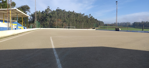 Campo de jogos de Fajozes