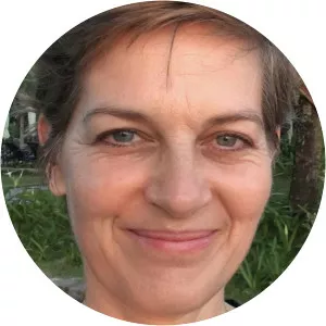 Candida Scott-Knight