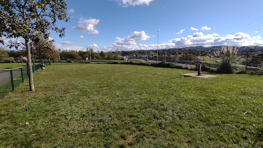 Canino Prado de la Vega Park - Dog park in Oviedo, Spain