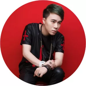 Cao Tung Anh photograph