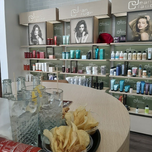 Capello Pro Hair Salon Gramsci - Hairdresser in Milan, Italy