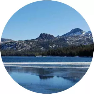 Caples Lake - Reservoir in California