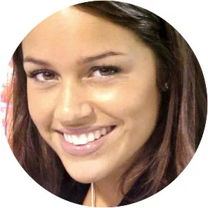 Cara Zavaleta - American model