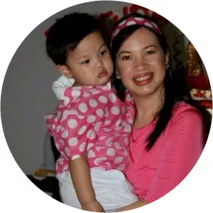 Caren Torres - Lucy Torres-Gomez's sister