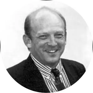 Carl Selmer - American football player