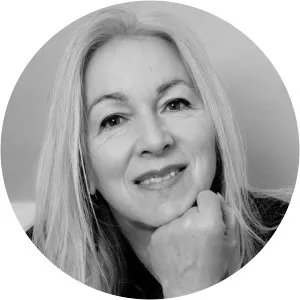 Carla Capalbo - Writer